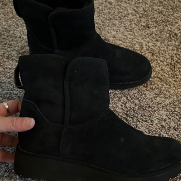 Black Uggs - Picture 3 of 6